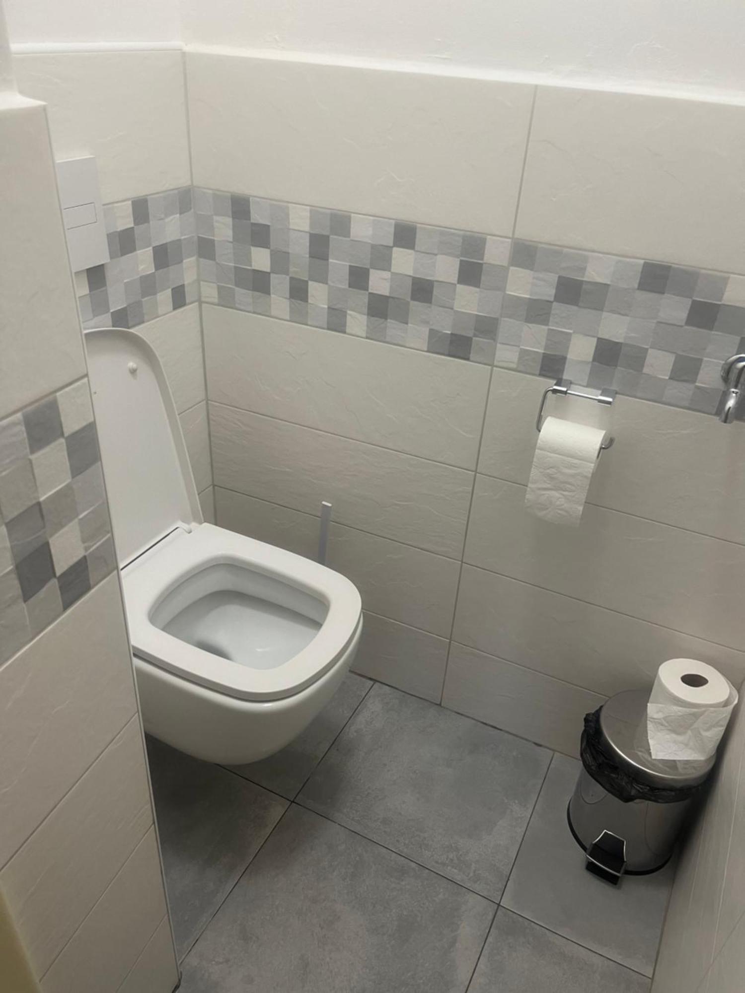 兹诺伊莫Apartman Papousek公寓 外观 照片